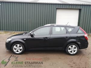 Used Box beam, left Kia Cee'd Sporty Wagon (EDF) 1.4 16V Price on request offered by Kleine Staarman B.V. Autodemontage