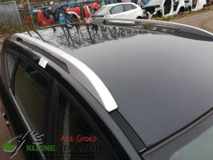 Used Roof rail kit Kia Cee'd Sporty Wagon (EDF) 1.4 16V Price on request offered by Kleine Staarman B.V. Autodemontage