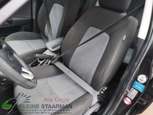 Gebrauchte Sitz links Kia Cee'd Sporty Wagon (EDF) 1.4 16V Preis auf Anfrage angeboten von Kleine Staarman B.V. Autodemontage