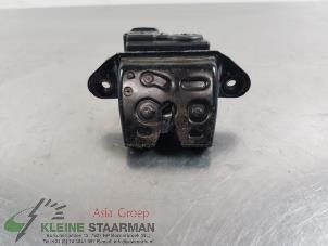 Used Tailgate lock mechanism Hyundai i30 (PDEB5/PDEBB/PDEBD/PDEBE) 2.0 N Turbo 16V Performance Pack Price on request offered by Kleine Staarman B.V. Autodemontage