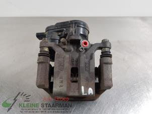 Used Rear brake calliper, left Hyundai i30 (PDEB5/PDEBB/PDEBD/PDEBE) 1.4 T-GDI 16V Price on request offered by Kleine Staarman B.V. Autodemontage