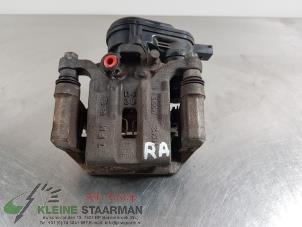 Used Rear brake calliper, right Hyundai i30 (PDEB5/PDEBB/PDEBD/PDEBE) 1.4 T-GDI 16V Price on request offered by Kleine Staarman B.V. Autodemontage