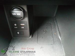 Used Phone module Hyundai i30 (PDEB5/PDEBB/PDEBD/PDEBE) 1.4 T-GDI 16V Price on request offered by Kleine Staarman B.V. Autodemontage