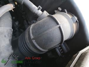 Used Air intake hose Kia Carens IV (RP) 1.6 GDI 16V Price on request offered by Kleine Staarman B.V. Autodemontage