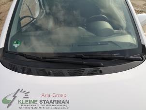 Used Cowl top grille Hyundai iX20 (JC) 1.4i 16V Price on request offered by Kleine Staarman B.V. Autodemontage