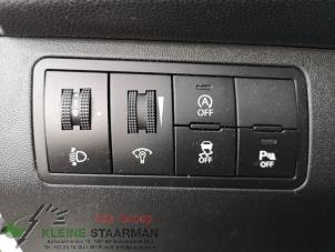 Gebrauchte Schalter (sonstige) Hyundai iX20 (JC) 1.4i 16V Preis auf Anfrage angeboten von Kleine Staarman B.V. Autodemontage
