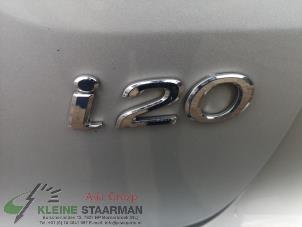 Gebrauchte Querlenker unten links vorne Hyundai i20 (GBB) 1.2i 16V Preis auf Anfrage angeboten von Kleine Staarman B.V. Autodemontage