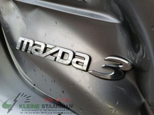Usados Mangueta izquierda detrás Mazda 3 Sport (BL14/BLA4/BLB4) 2.0i MZR 16V Precio de solicitud ofrecido por Kleine Staarman B.V. Autodemontage