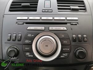 Used Radio CD player Mazda 3 Sport (BL14/BLA4/BLB4) 2.0i MZR 16V Price on request offered by Kleine Staarman B.V. Autodemontage