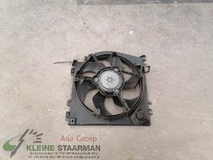 Usagé Boîtier ventilateur Nissan Note (E11) 1.6 16V Prix sur demande proposé par Kleine Staarman B.V. Autodemontage