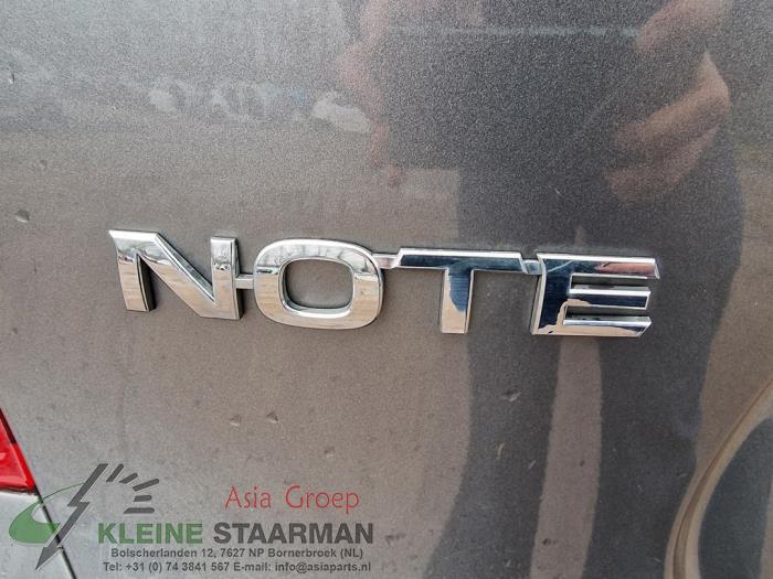Caja de fusibles de un Nissan Note (E12) 1.2 DIG-S 98 2015