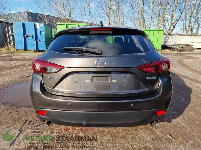 Panneau arrière tôlerie d'un Mazda 3 (BM/BN) 2.0 SkyActiv-G 120 16V 2015