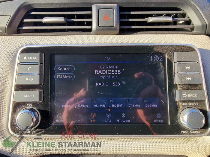 Radio z Nissan Micra (K14) 1.0 IG-T 100 2020