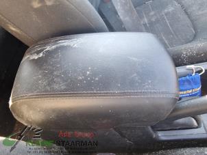Used Armrest Hyundai iX35 (LM) 1.6 GDI 16V Price on request offered by Kleine Staarman B.V. Autodemontage
