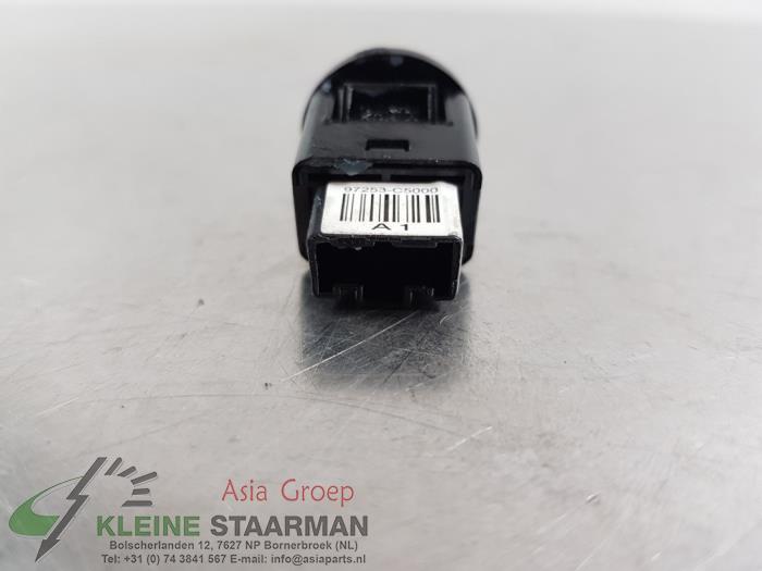 Capteur lumière d'un Kia Sorento III (UM) 2.2 CRDi 16V VGT 4x4 2016