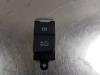 Parking brake switch from a Mazda CX-5 II (KF) 2.0 SkyActiv-G 165 16V 2WD 2021