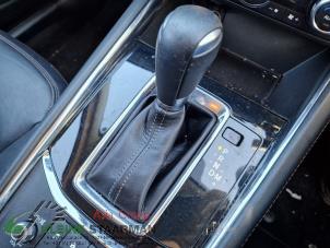 Używane Dzwignia wyboru automatycznej skrzyni biegów Mazda CX-5 (KF) 2.2 SkyActiv-D 150 16V 2WD Cena na żądanie oferowane przez Kleine Staarman B.V. Autodemontage