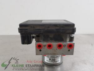 Gebrauchte ABS Pumpe Kia Rio IV (YB) 1.0i T-GDi 120 12V Preis auf Anfrage angeboten von Kleine Staarman B.V. Autodemontage