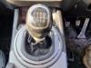Gear stick knob from a Kia Sportage (SL), 2010 / 2016 1.7 CRDi 16V 4x2, Jeep/SUV, Diesel, 1.685cc, 85kW (116pk), FWD, D4FD, 2010-12 / 2015-12, SLSF5D31; SLSF5D41 2016