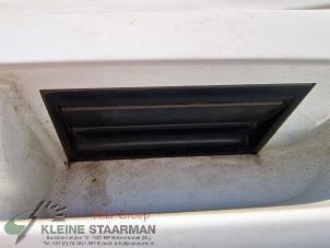 Usados Interruptor del portón trasero Hyundai i10 1.0 12V Precio € 150,00 Norma de margen ofrecido por Kleine Staarman B.V. Autodemontage