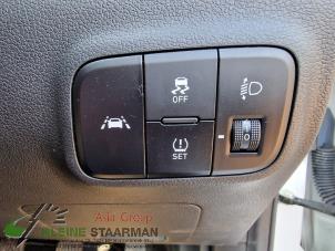 Used Switch (miscellaneous) Hyundai i10 1.0 12V Price on request offered by Kleine Staarman B.V. Autodemontage
