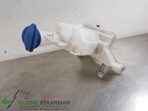 Used Front windscreen washer reservoir Kia Sportage (QL) 1.7 CRDi 115 16V 4x2 Price on request offered by Kleine Staarman B.V. Autodemontage