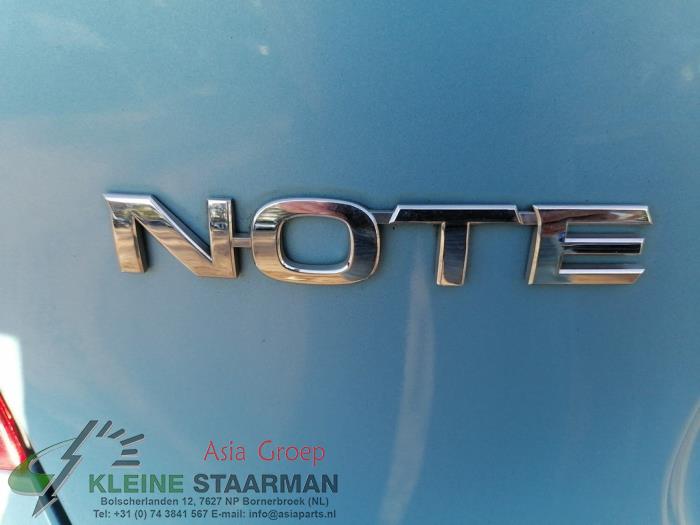 Juego de amortiguadores de gas del portón trasero de un Nissan Note (E12) 1.2 DIG-S 98 2015