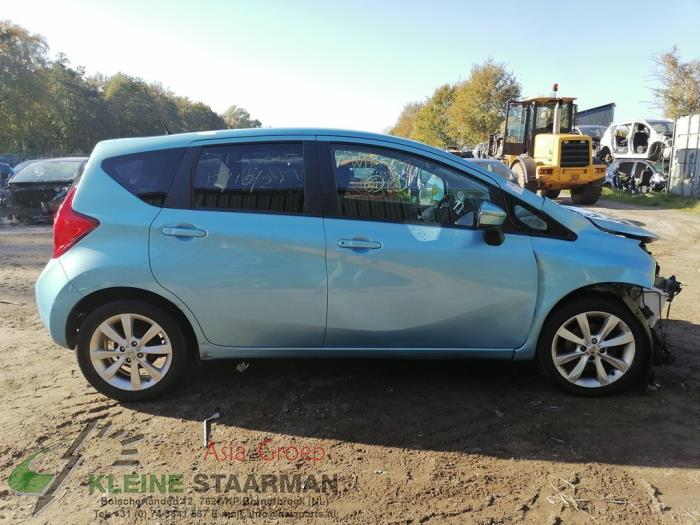 Style, middle right from a Nissan Note (E12) 1.2 DIG-S 98 2015