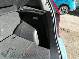 Usagé Revêtement coffre droit Nissan Note (E12) 1.2 DIG-S 98 Prix sur demande proposé par Kleine Staarman B.V. Autodemontage