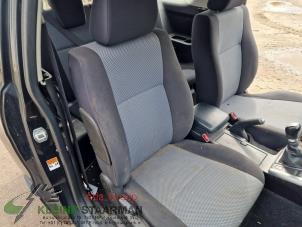 Used Seat, right Suzuki Grand Vitara II (JT) 1.6 16V Price on request offered by Kleine Staarman B.V. Autodemontage