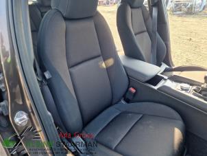 Gebrauchte Sitz rechts Mazda 3 (BP) 2.0 SkyActiv-X 180 M Hybrid 16V Preis auf Anfrage angeboten von Kleine Staarman B.V. Autodemontage