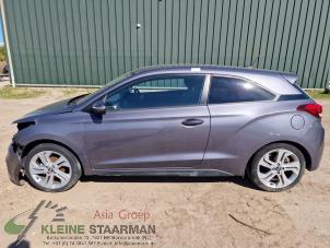 Used Box beam, left Hyundai i20 Coupe 1.2i 16V Price on request offered by Kleine Staarman B.V. Autodemontage