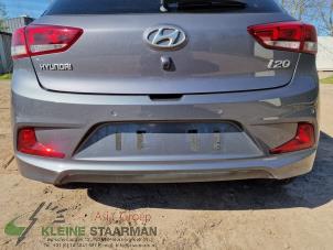 Gebrauchte Stoßstange hinten Hyundai i20 Coupe 1.2i 16V Preis auf Anfrage angeboten von Kleine Staarman B.V. Autodemontage