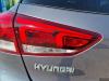 Tylne swiatlo pozycyjne lewe z Hyundai i20 Coupe, 2015 1.2i 16V, Hatchback, 2Dr, Benzyna, 1.248cc, 62kW, G4LA, 2015-05 2016