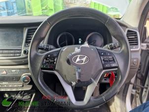 Gebrauchte Lenkrad Hyundai Tucson (TL) 1.7 CRDi 16V 2WD Preis auf Anfrage angeboten von Kleine Staarman B.V. Autodemontage