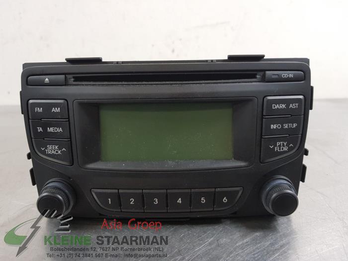 Radioodtwarzacz CD z Hyundai iX20 (JC) 1.4i 16V 2014