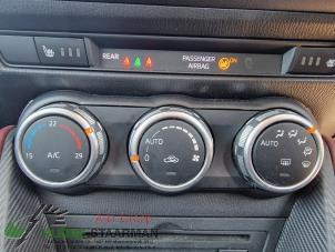 Używane Panel sterowania nagrzewnicy Mazda CX-3 2.0 SkyActiv-G 120 2WD Cena na żądanie oferowane przez Kleine Staarman B.V. Autodemontage