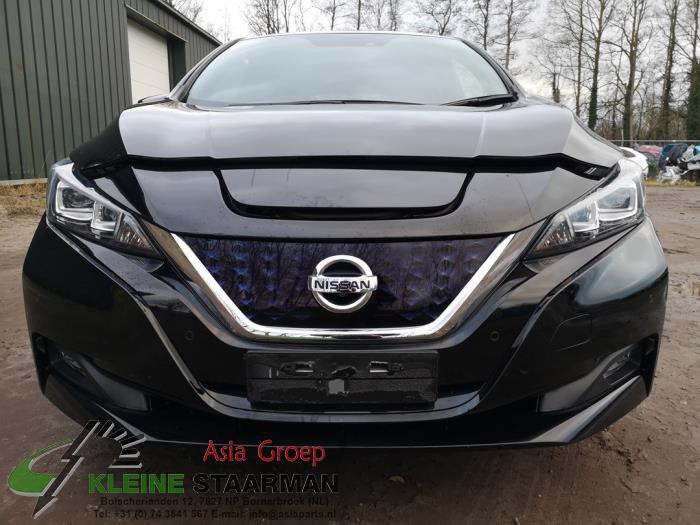 Nissan Leaf Front bumpers stock