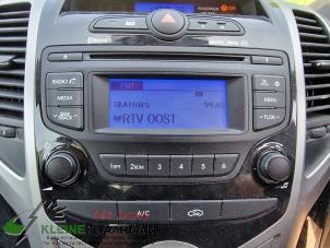 Used Radio CD player Hyundai iX20 (JC) 1.4i 16V Price on request offered by Kleine Staarman B.V. Autodemontage