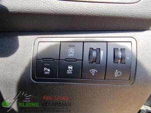 Used Switch (miscellaneous) Hyundai iX20 (JC) 1.4i 16V Price on request offered by Kleine Staarman B.V. Autodemontage