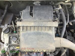 Używane Obudowa filtra powietrza Toyota Yaris (P1) 1.0 16V VVT-i Cena na żądanie oferowane przez Kleine Staarman B.V. Autodemontage