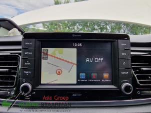 Used Navigation system Kia Rio IV (YB) 1.0i T-GDi 100 12V Price on request offered by Kleine Staarman B.V. Autodemontage