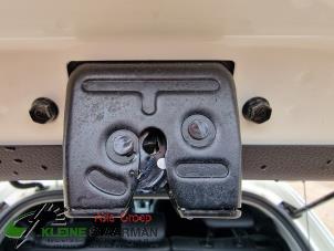 Used Tailgate lock mechanism Kia Rio IV (YB) 1.0i T-GDi 100 12V Price on request offered by Kleine Staarman B.V. Autodemontage