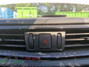 Used Panic lighting switch Nissan X-Trail (T32) 1.6 Energy dCi Price on request offered by Kleine Staarman B.V. Autodemontage