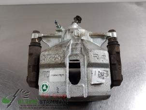 Used Front brake calliper, right Toyota Celica (T20) 1.8i 16V Price on request offered by Kleine Staarman B.V. Autodemontage