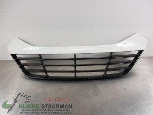 Used Front bumper, central component Hyundai iX35 (LM) 1.7 CRDi 16V Price on request offered by Kleine Staarman B.V. Autodemontage