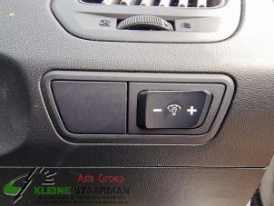 Usados Interruptor (varios) Hyundai iX35 (LM) 1.7 CRDi 16V Precio de solicitud ofrecido por Kleine Staarman B.V. Autodemontage