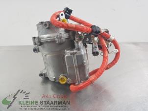 Used Air conditioning pump Mitsubishi Outlander (GF/GG) 2.4 16V PHEV 4x4 Price on request offered by Kleine Staarman B.V. Autodemontage