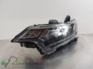 Used Headlight, left Mitsubishi Outlander (GF/GG) 2.4 16V PHEV 4x4 Price on request offered by Kleine Staarman B.V. Autodemontage