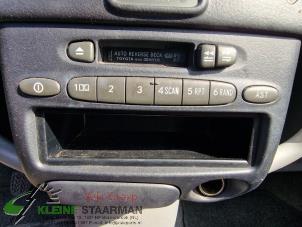 Used Radio/cassette player Toyota Yaris Verso (P2) 1.3 16V Price on request offered by Kleine Staarman B.V. Autodemontage